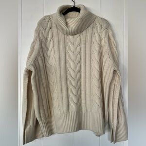 Banana Republic Ivory Cable Knit Turtleneck Sweater